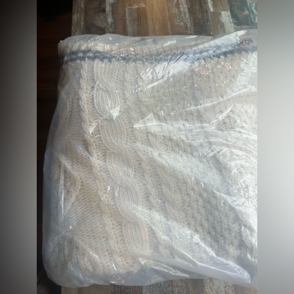 NWT Official Original Packaging Taylor Swift Folklore Cardigan XL/2XL - Picture 6 of 6